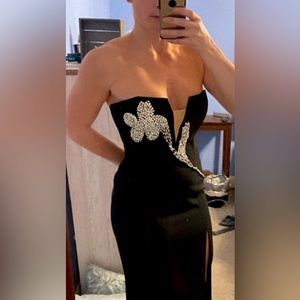 Bardo embellished cocktail dress size 6